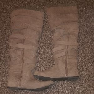 Knee High Jentry Boots